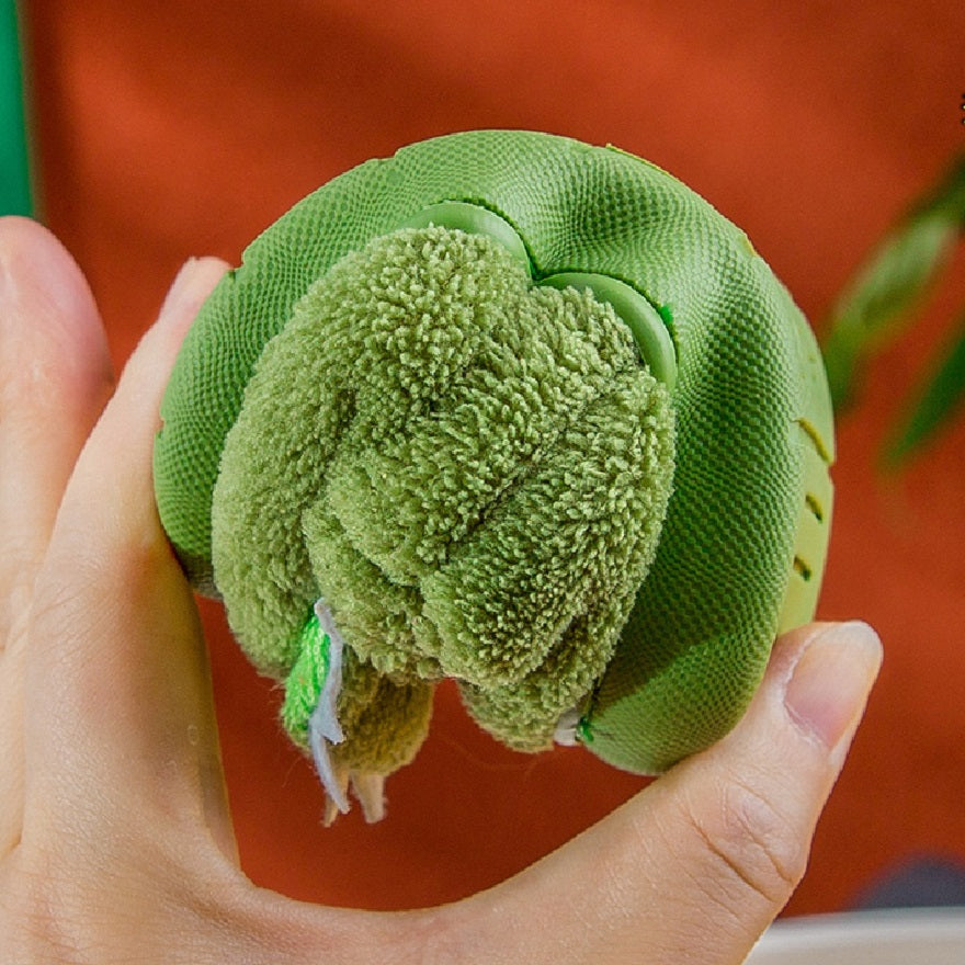 Pantoufles dinosaures pour garçons avec semelle en peluche TPR et dents d'alligator/crocodile - Chaudes et faciles à enfiler pour l'intérieur et l'extérieur, vertes et blanches, idéales pour l'hiver